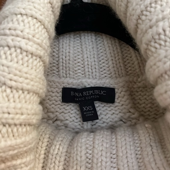 Chunky cable knit oversized sweater vest - Picture 2 of 4